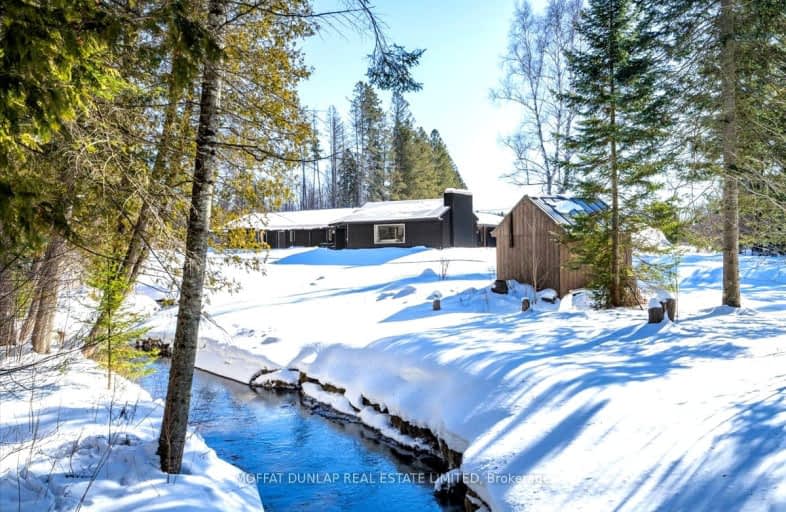 1076 Beaver Lane, Springwater | Image 1