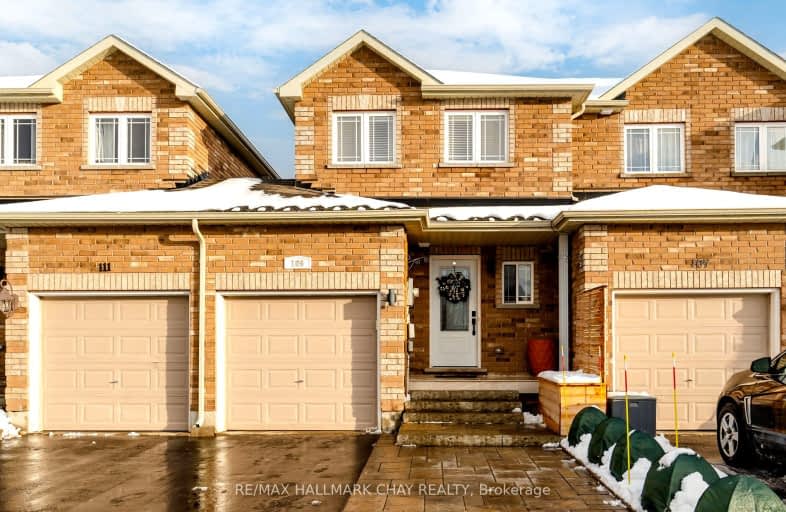 109 Sydenham Wells, Barrie | Image 1