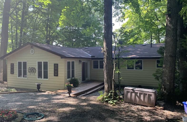 90 Farlain Lake Road East, Tiny | Image 1