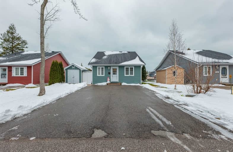 18 Algonquin Trail, Wasaga Beach | Image 1