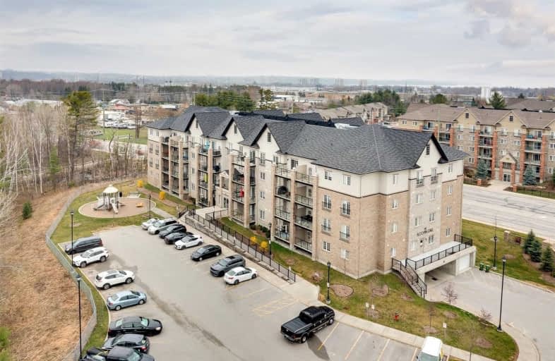 112-40 Ferndale Drive North, Barrie | Image 1