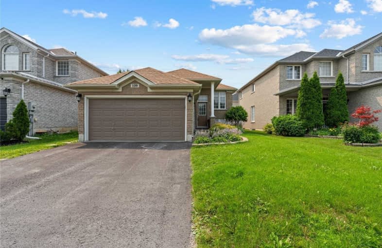 109 Sovereigns Gate, Barrie | Image 1