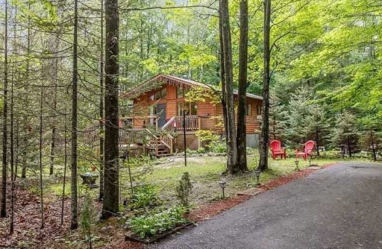 9 Pinecone Avenue, Tiny | Image 1