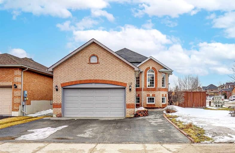 10 Manor Gate, Barrie | Image 1