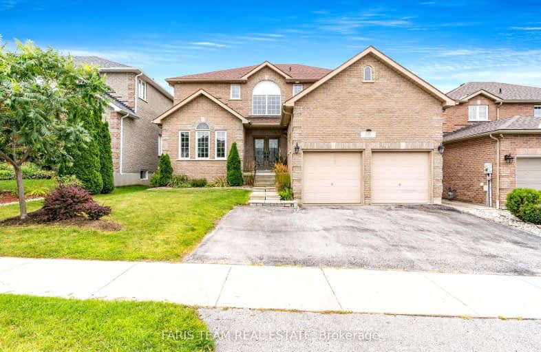 421 Mapleton Avenue, Barrie | Image 1