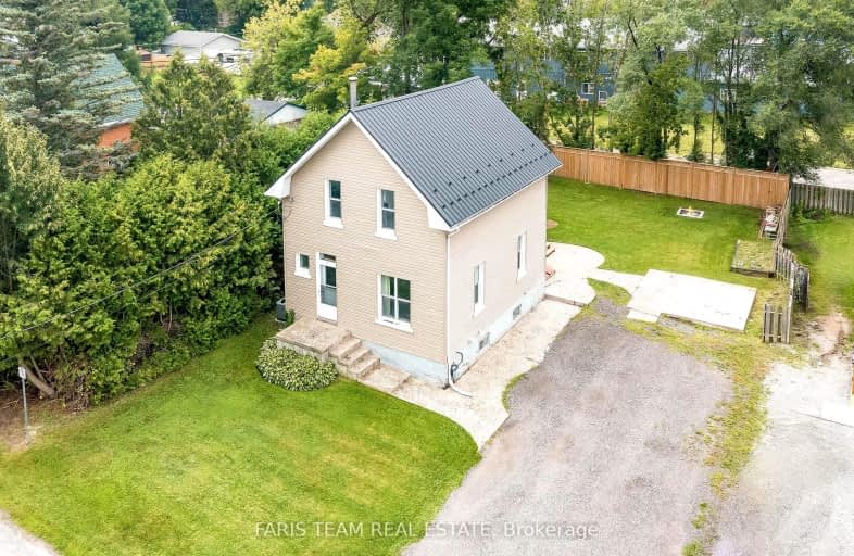 8 Brock Street, Penetanguishene | Image 1