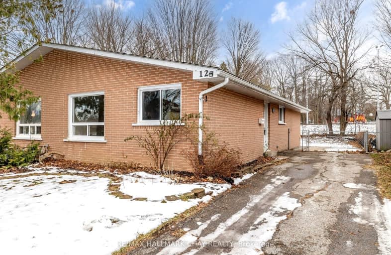 12 Heath Street, Barrie | Image 1