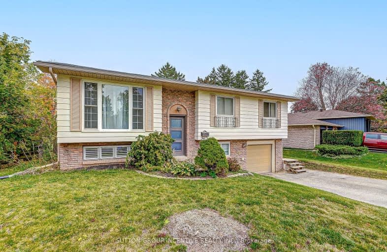 220 Pine Drive, Barrie | Image 1