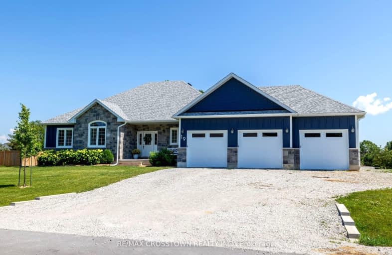 19 Cheslock Crescent, Oro Medonte | Image 1