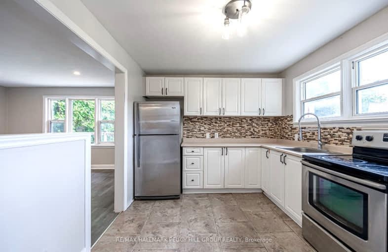 Upper-182 Duckworth Street, Barrie | Image 1