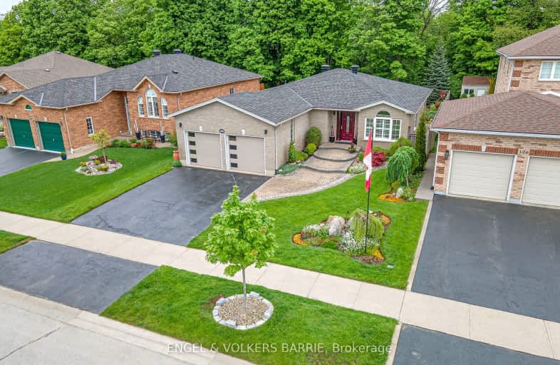 104 Crompton Drive, Barrie | Image 1