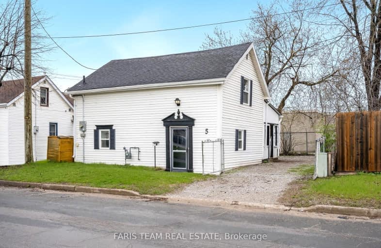 5 Robert Street, Barrie | Image 1