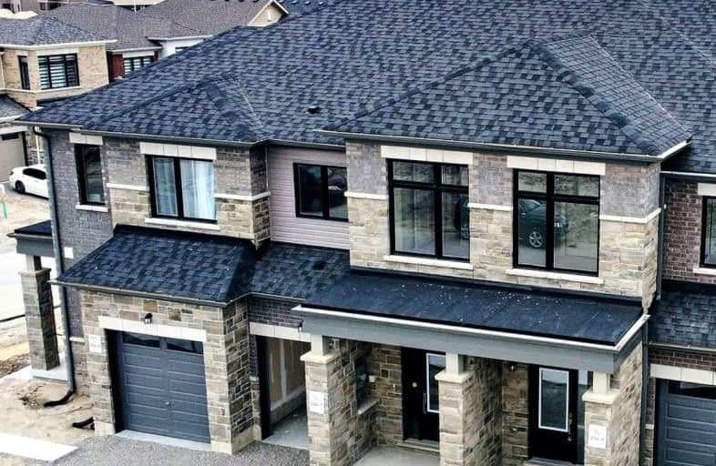 135 Fenchurch Manor, Barrie | Image 1