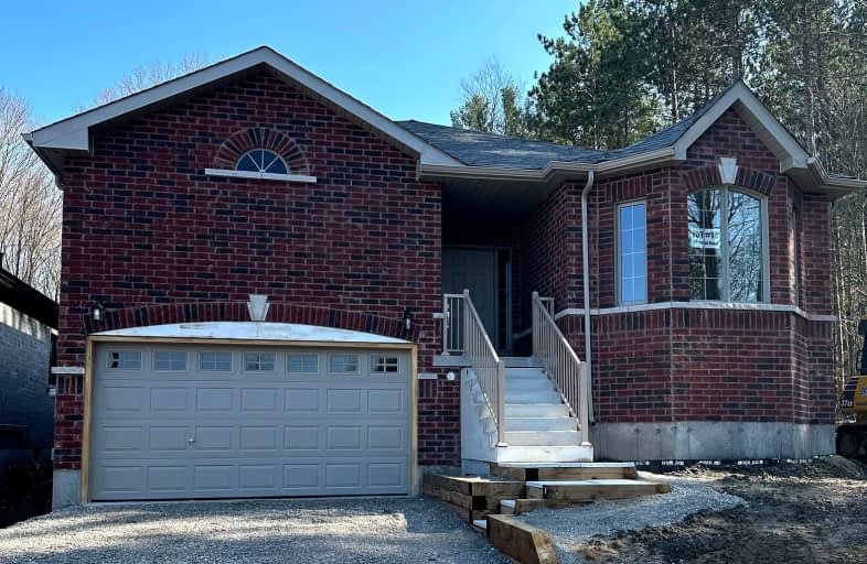 31 Revol Road South, Penetanguishene | Image 1