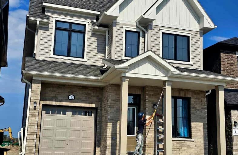 173 Fenchurch Manor, Barrie | Image 1