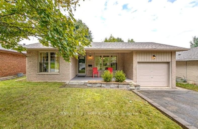 16 Peacock Lane, Barrie | Image 1