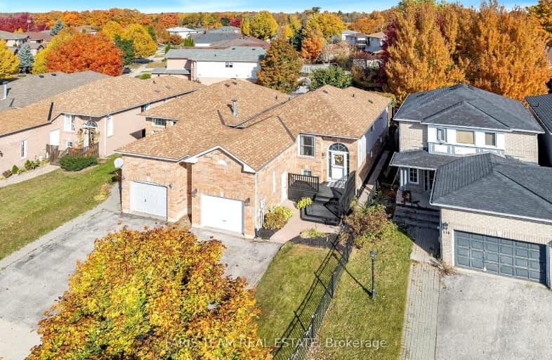 114 Athabaska Road, Barrie | Image 1