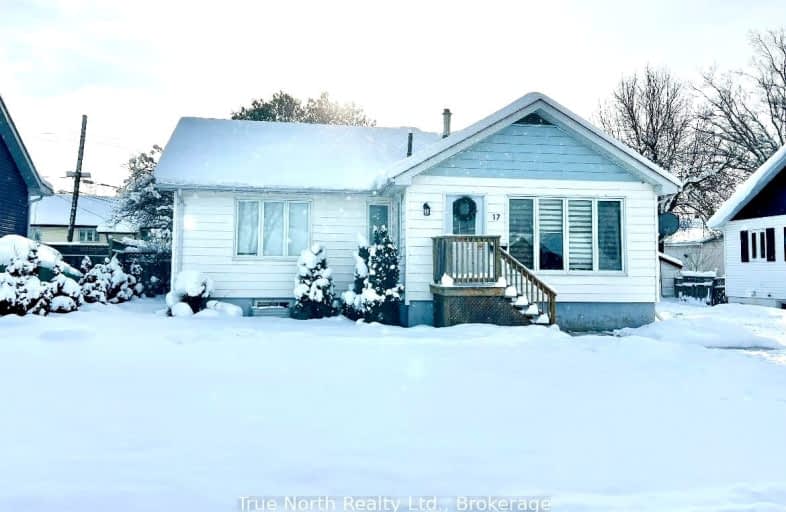 17 Poplar Crescent, Kapuskasing | Image 1