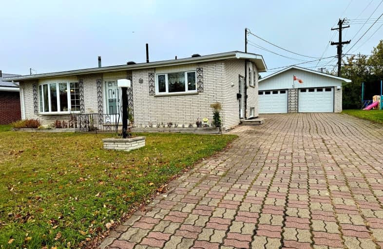 39 Ottawa Street, Kapuskasing | Image 1