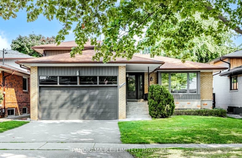 11 Park Manor Drive, Toronto | Image 1