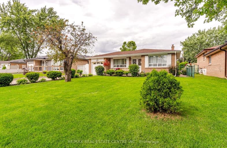 38 Basildon Crescent, Brampton | Image 1