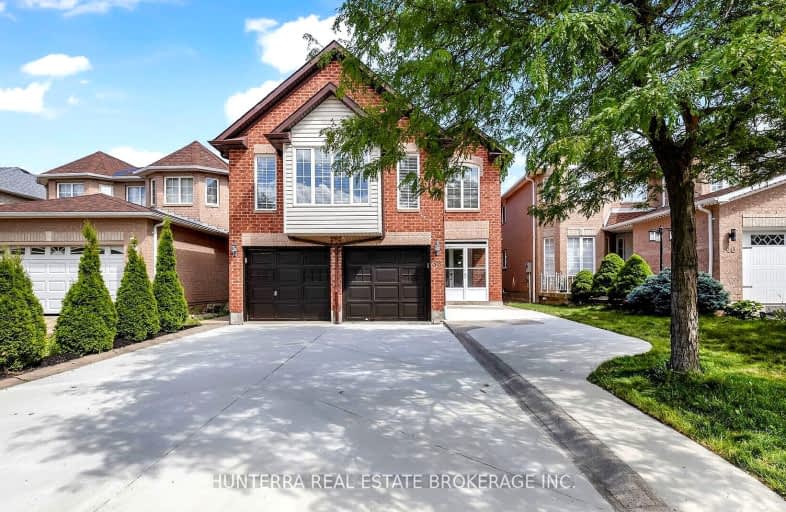 38 Pebblestone Circle, Brampton | Image 1