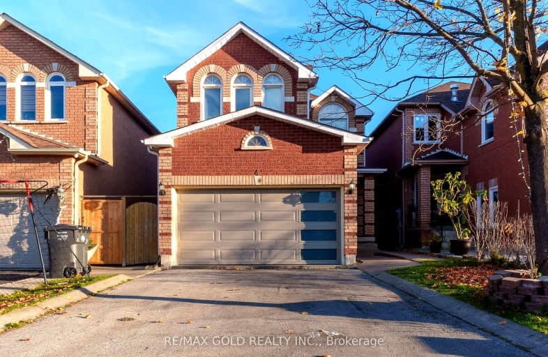 Upper-4 Mosley Crescent, Brampton | Image 1