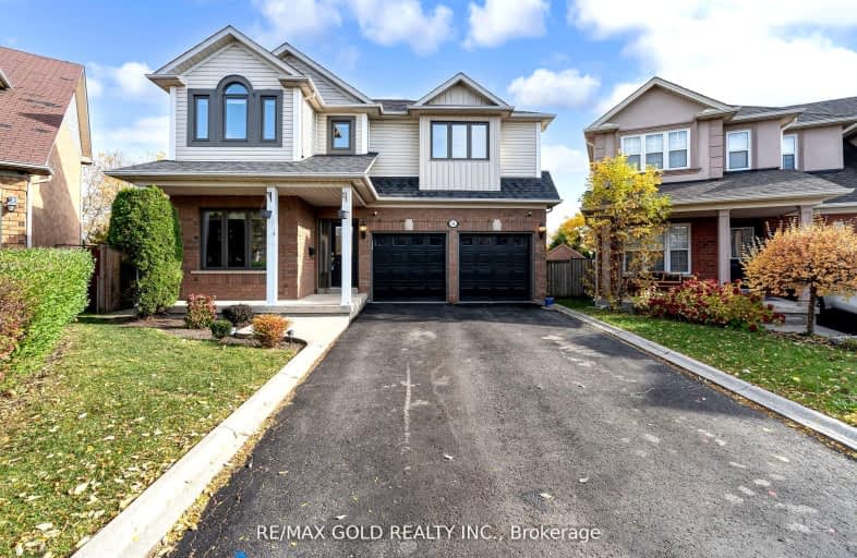 10 Sunnybrook Crescent, Brampton | Image 1