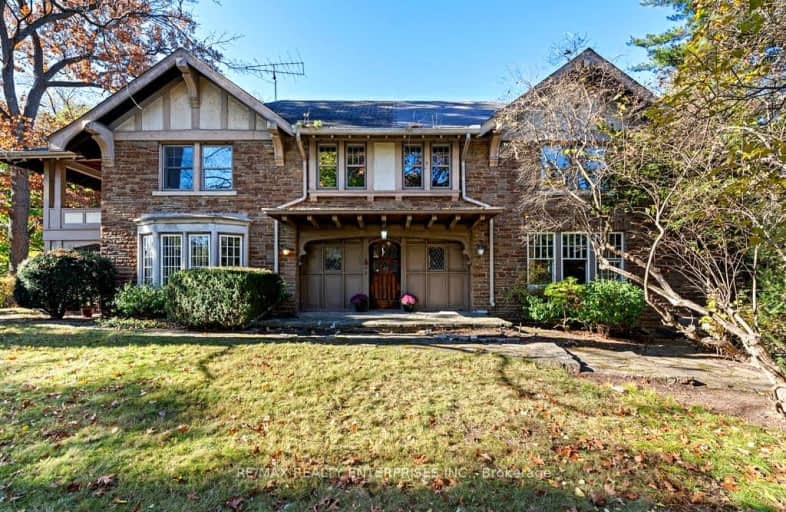 1520 Pinetree Crescent, Mississauga | Image 1