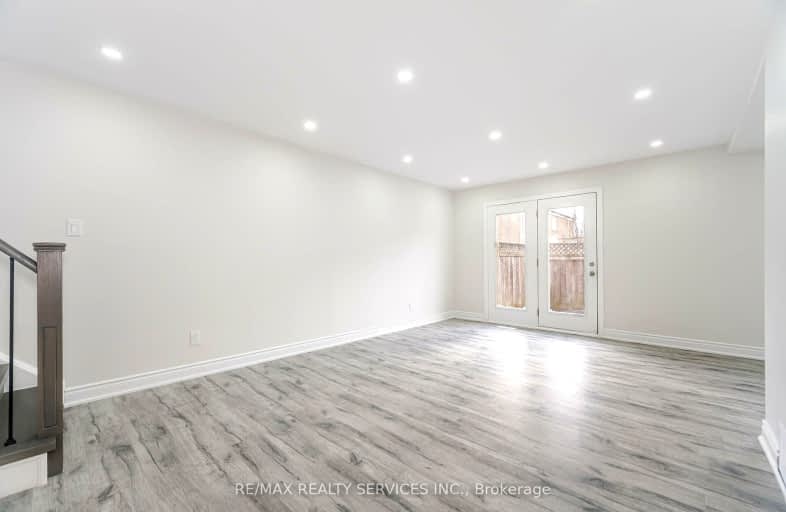 41 Town House Crescent, Brampton | Image 1