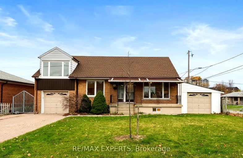 Upper-10 Fleetwood Avenue, Toronto | Image 1