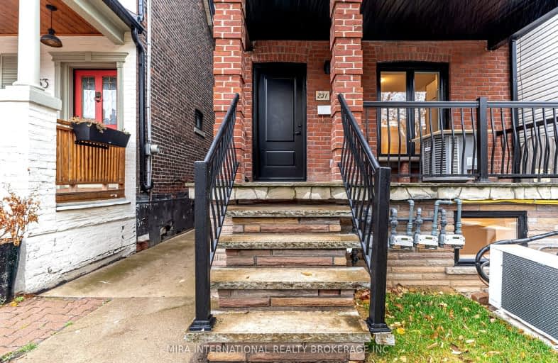 A Upp-231 Symington Avenue, Toronto | Image 1