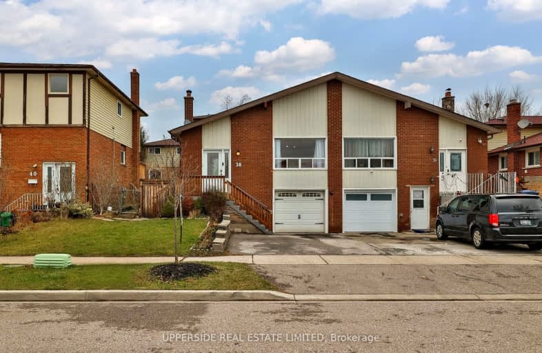 38 Newlyn Crescent, Brampton | Image 1