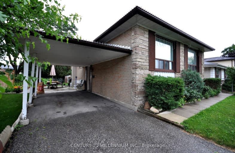 Upper-43 Farmington Drive, Brampton | Image 1