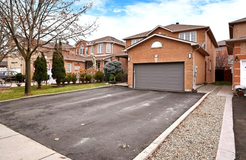 17 Rollingwood Drive, Brampton | Image 1