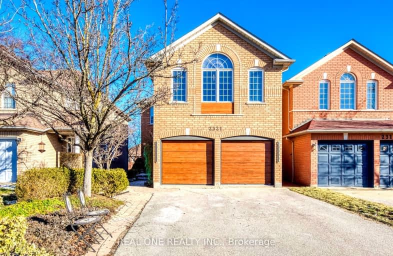 2321 Yorktown Circle, Mississauga | Image 1