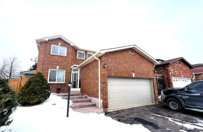 99 Castlehill Road, Brampton | Image 1