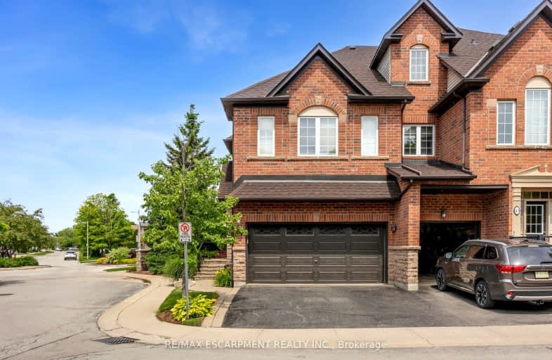 44-300 Ravineview Way, Oakville | Image 1