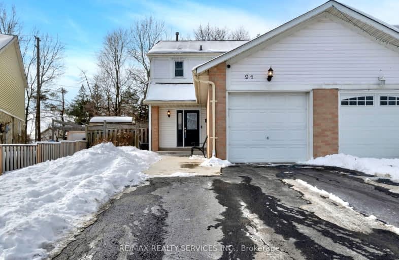 94 Courtleigh Square, Brampton | Image 1