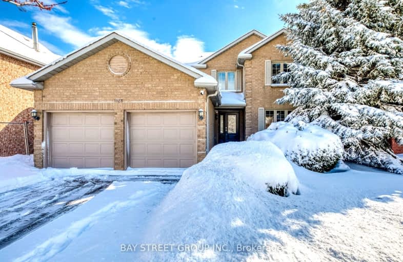 1128 Lansdown Drive, Oakville | Image 1