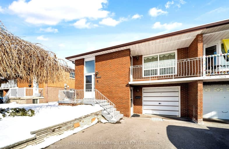 3882 Midhurst Lane, Mississauga | Image 1