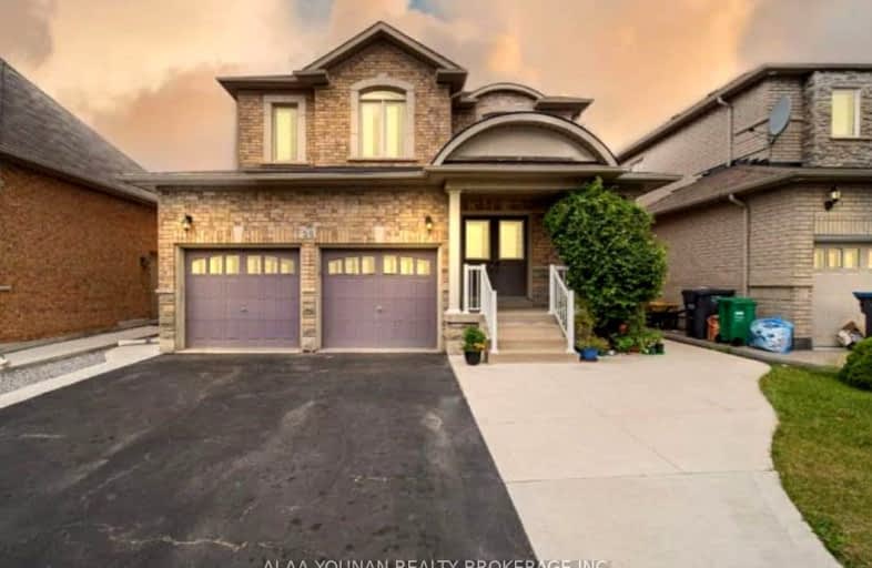 28 Lyndbrook Crescent, Brampton | Image 1