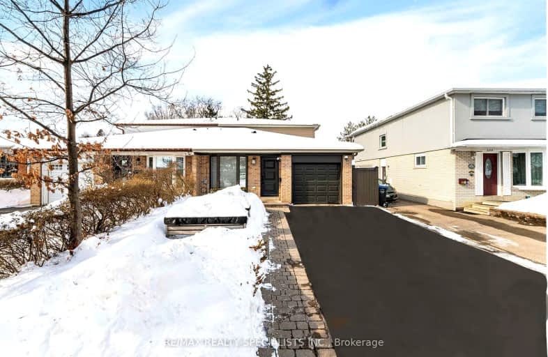 2244 Delkus Crescent, Mississauga | Image 1