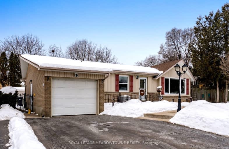 237 Elizabeth Street South, Brampton | Image 1