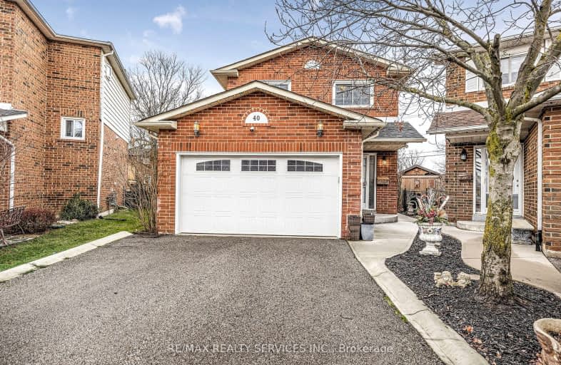 40 Crenshaw Court, Brampton | Image 1