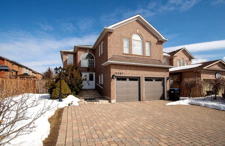 5587 Whimbrel Road, Mississauga | Image 1