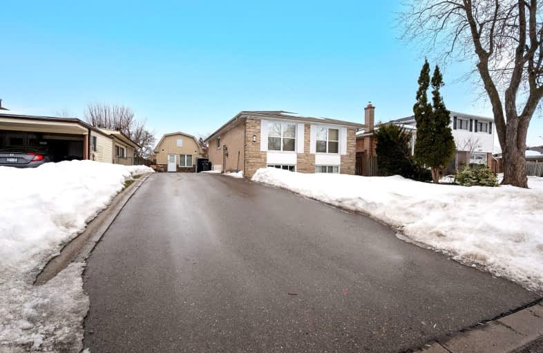 11 Ferndale Crescent, Brampton | Image 1