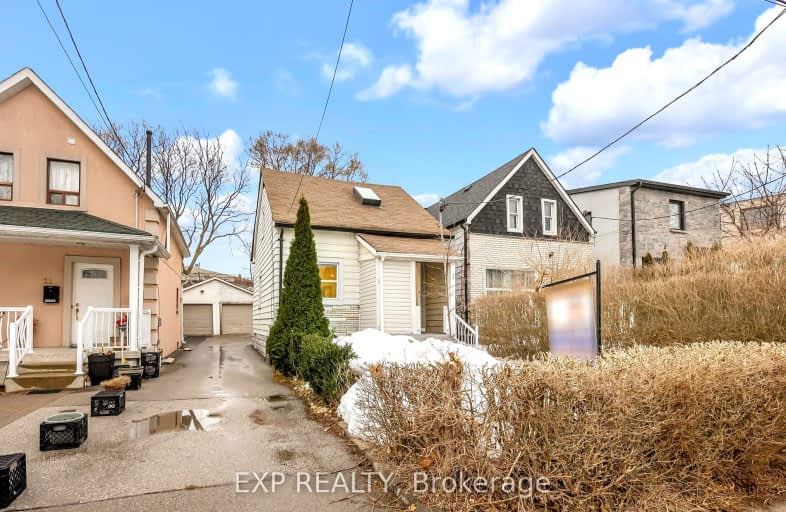 10 Hillary Avenue, Toronto | Image 1