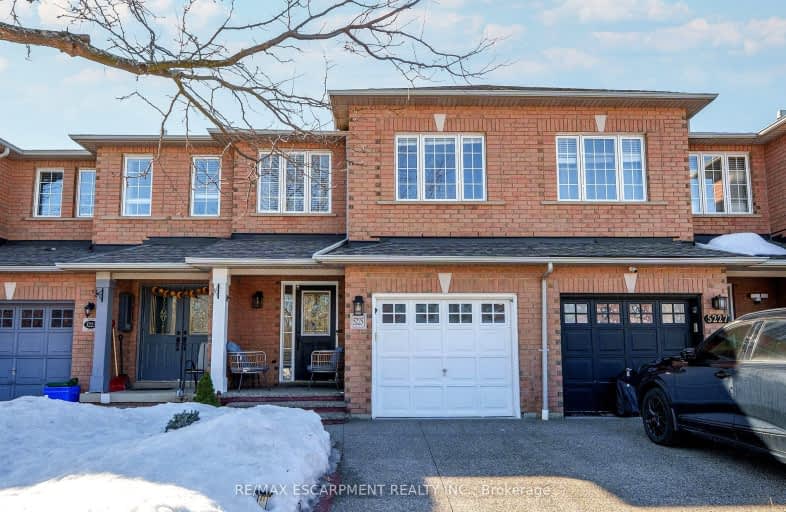 5225 Thornburn Drive, Burlington | Image 1