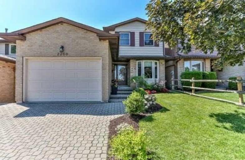 2266 Middlesmoor Crescent, Burlington | Image 1